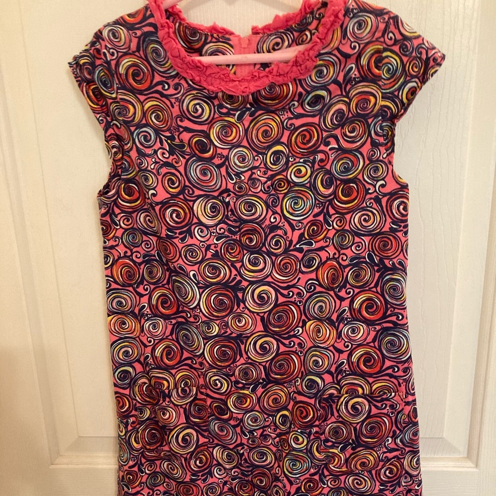 Lilly Pulitzer “Snail Mail” swirl shift Size 7